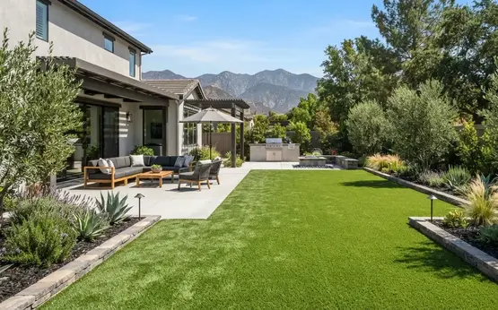 Beautiful low-maintenance artificial turf backyard in the Inland Empire